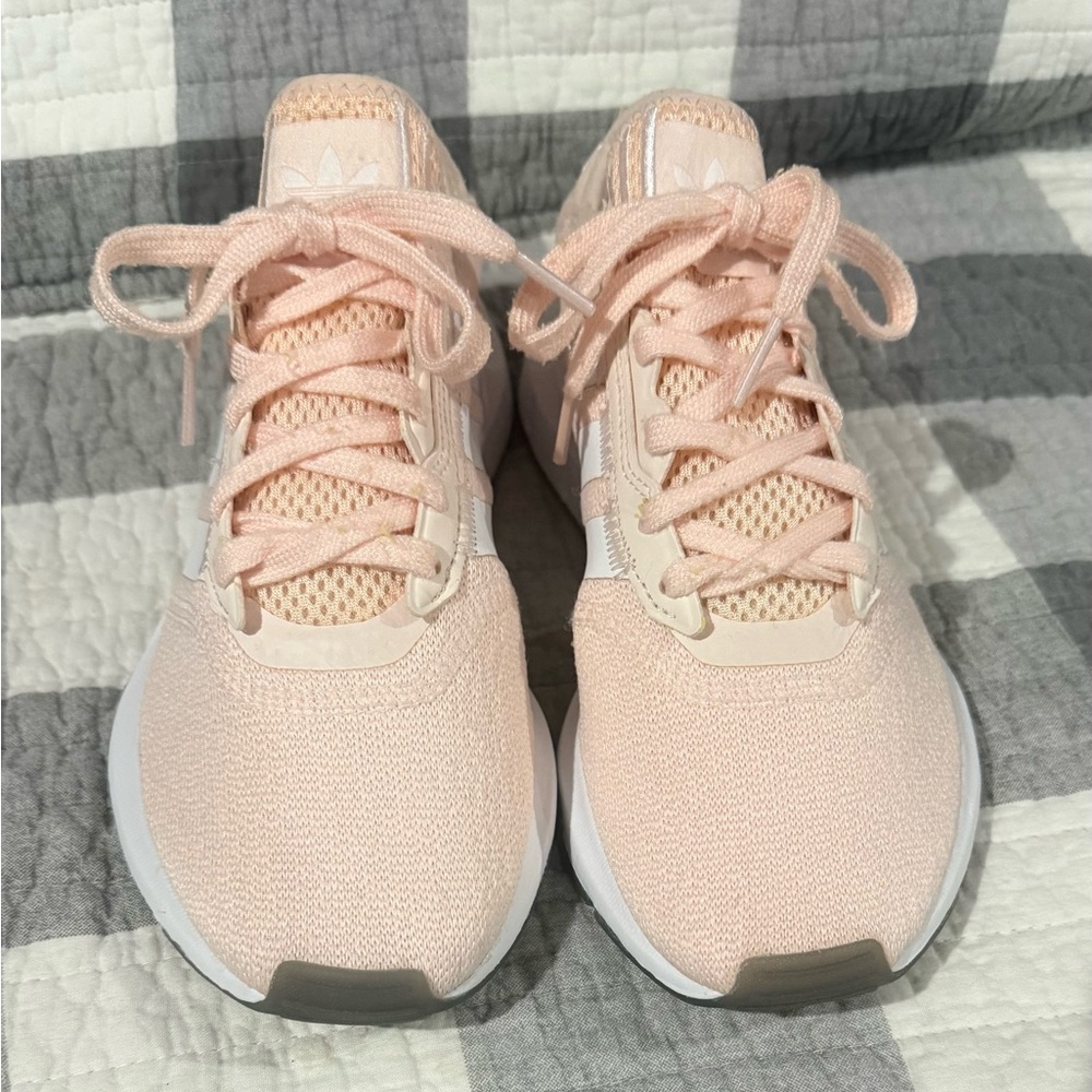 LIKE NEW- Adidas Women's Swift Run X Sneakers. Size 6.5. Soft Pink